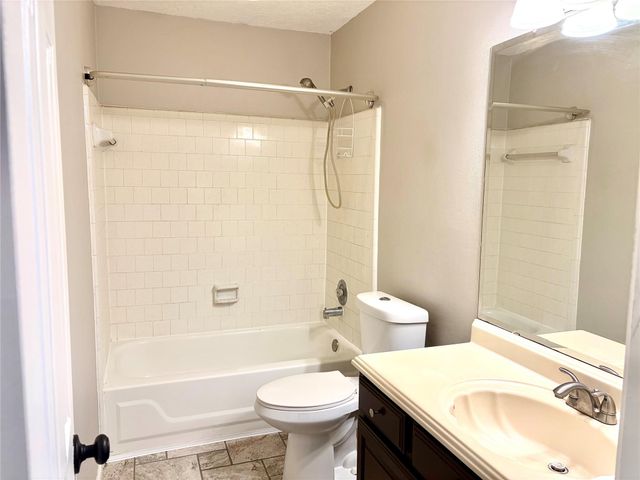 2006 Musket Ridge Drive, Richmond, TX 77406