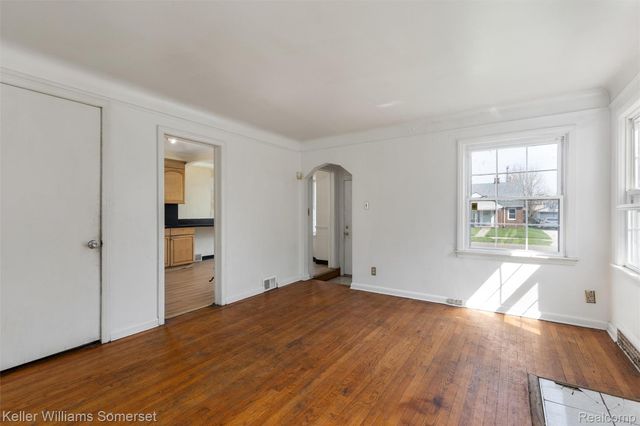 16036 Carlisle Street, Detroit, MI 48205