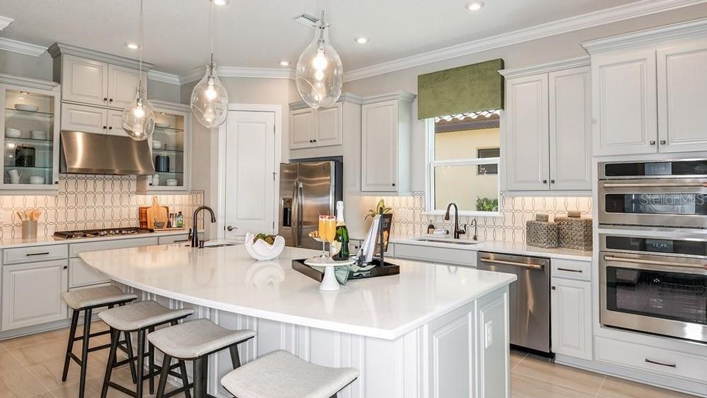 Image 4 of property listing at 29668 IMPERATI BOULEVARD, Wesley Chapel, FL 33543