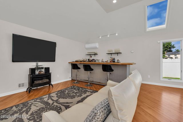 4 Plowshare Court, Marlboro, NJ 07746