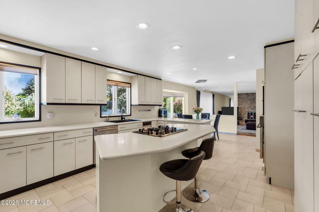 4 Plowshare Court, Marlboro, NJ 07746