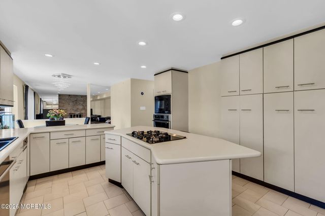 4 Plowshare Court, Marlboro, NJ 07746