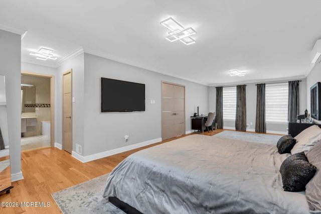 4 Plowshare Court, Marlboro, NJ 07746