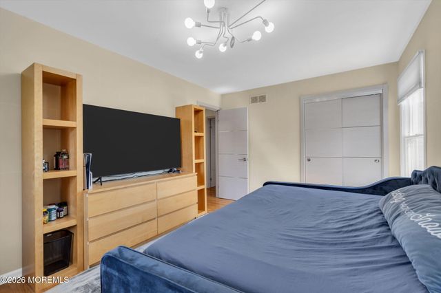 4 Plowshare Court, Marlboro, NJ 07746