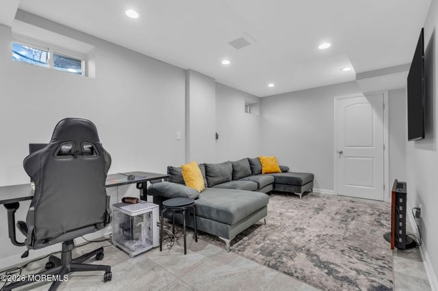 4 Plowshare Court, Marlboro, NJ 07746