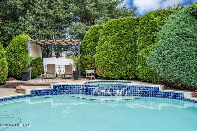 4 Plowshare Court, Marlboro, NJ 07746