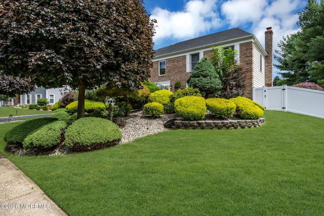 4 Plowshare Court, Marlboro, NJ 07746