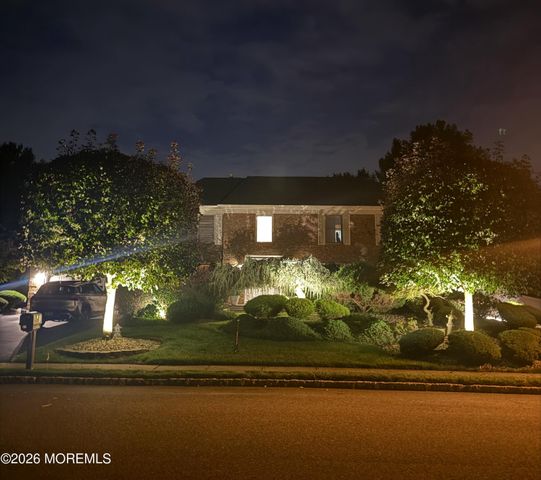 4 Plowshare Court, Marlboro, NJ 07746