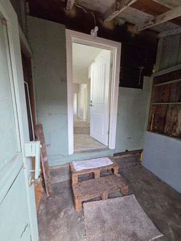 718 N 10th Street, Klamath Falls, OR 97601