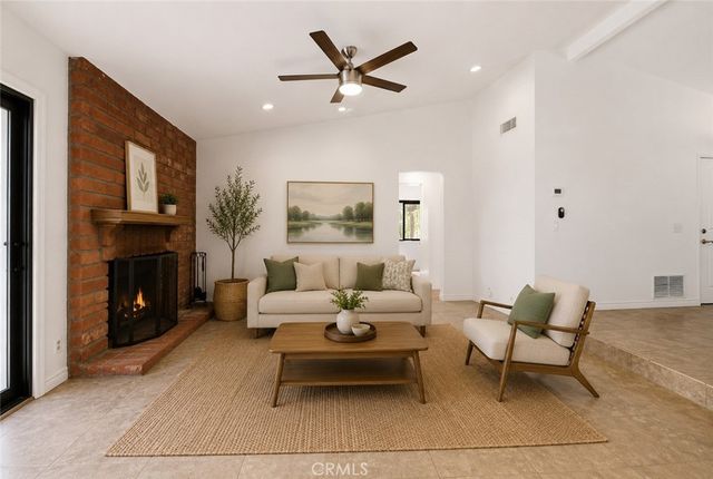 4384 Laurelhurst Road, Moorpark, CA 93021