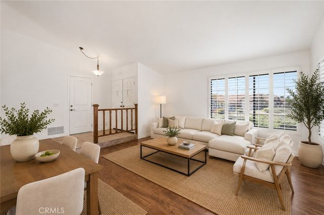4384 Laurelhurst Road, Moorpark, CA 93021