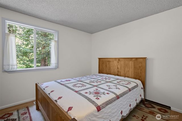 21434 SE 16th Place, Sammamish, WA 98075