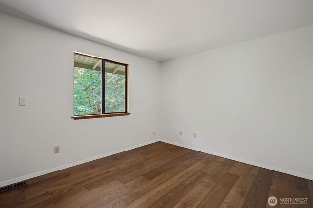 21434 SE 16th Place, Sammamish, WA 98075