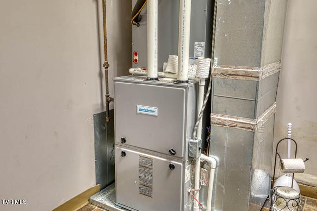 3825 South Highway 66, Rogersville, TN 37857