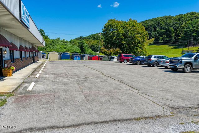 3825 South Highway 66, Rogersville, TN 37857