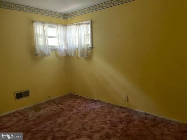3 DOGWOOD DR, Dover, DE 19904