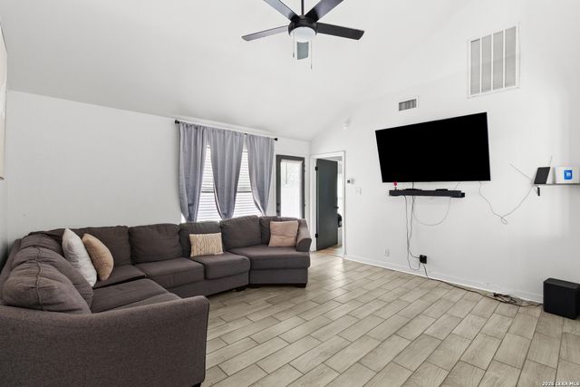 6110 ASHLEY SPGS, San Antonio, TX 78244