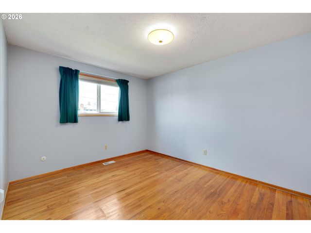 15074 Se ORCHID Ave, Milwaukie, OR 97267