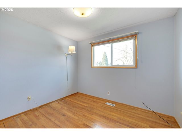 15074 Se ORCHID Ave, Milwaukie, OR 97267