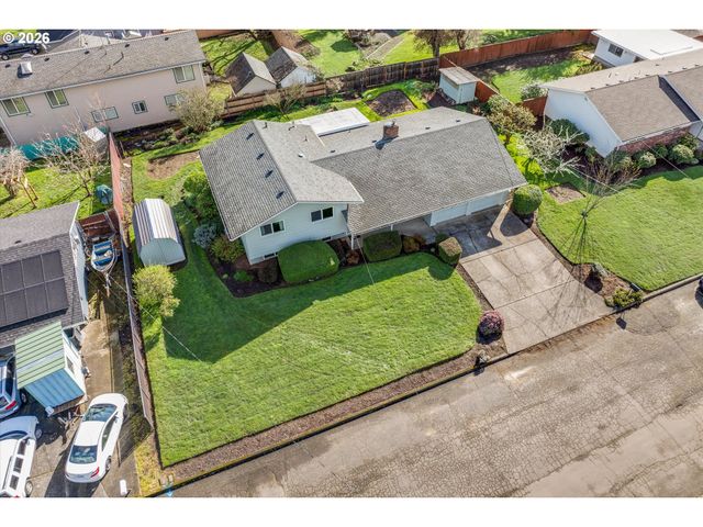 15074 Se ORCHID Ave, Milwaukie, OR 97267