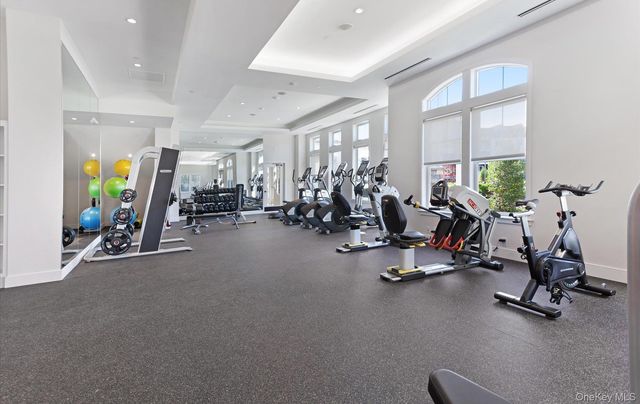 28301 Spruce Pond Circle, Plainview, NY 11803