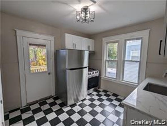 65 Academy Street, Poughkeepsie, NY 12601