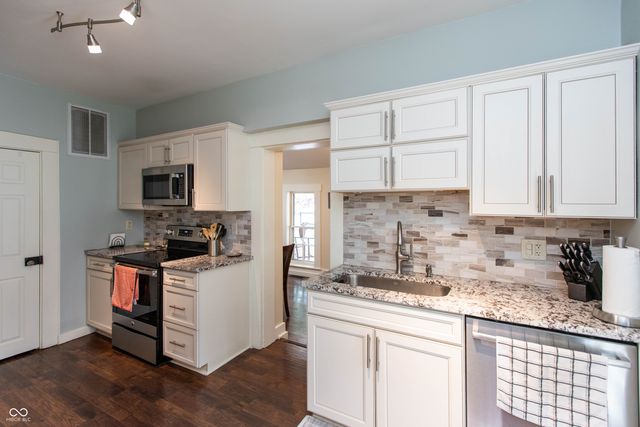 498 W Main Street, Danville, IN 46122
