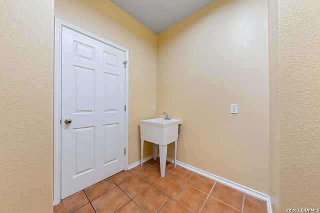 3338 Bending Creek, San Antonio, TX 78261