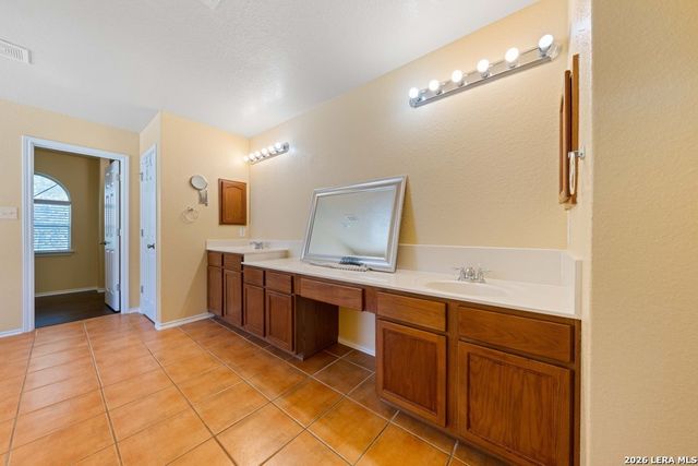 3338 Bending Creek, San Antonio, TX 78261