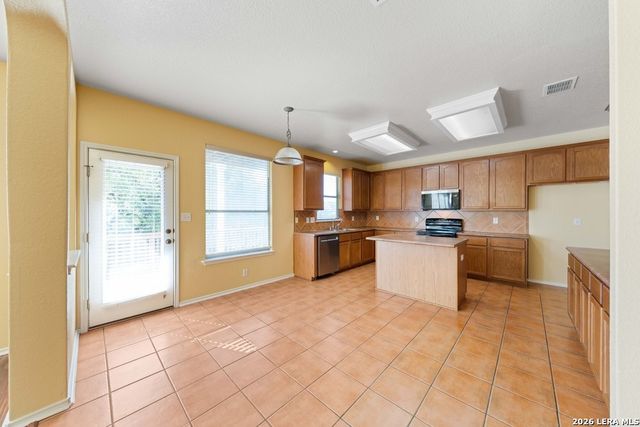 3338 Bending Creek, San Antonio, TX 78261