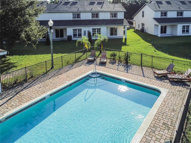 1750 BARTON TOWNE CIRCLE, St Cloud, FL 34769