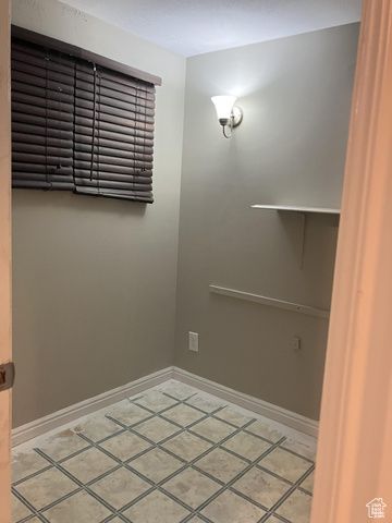 750 W GENTILE ST, Layton, UT 84041