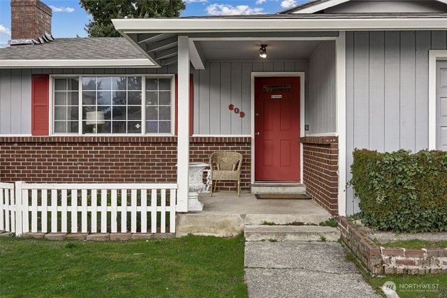 609 E 69th Street, Tacoma, WA 98404