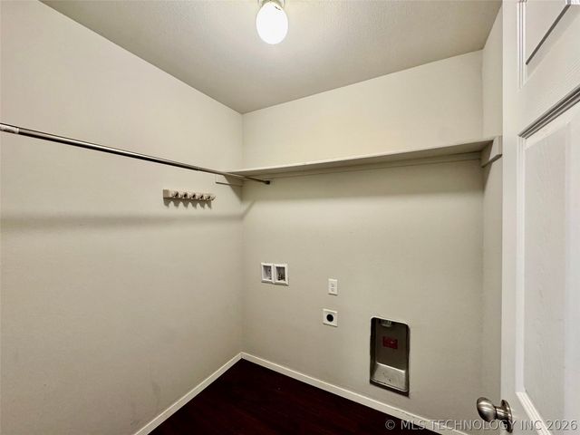 11427 S 239th East Avenue, Broken Arrow, OK 74014