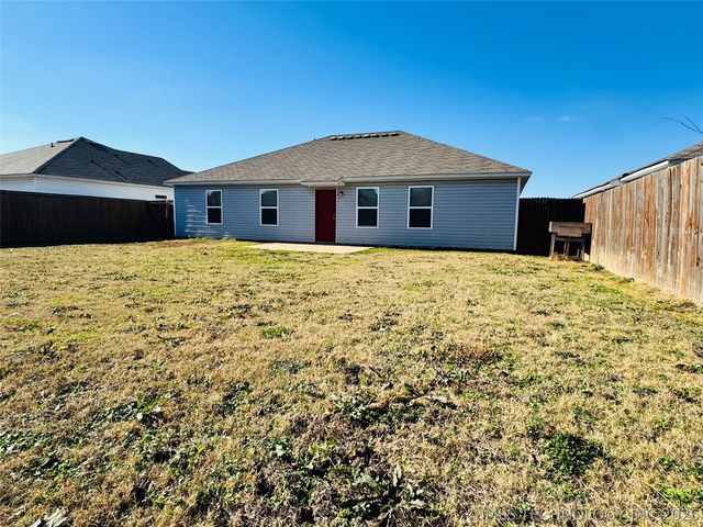 11427 S 239th East Avenue, Broken Arrow, OK 74014