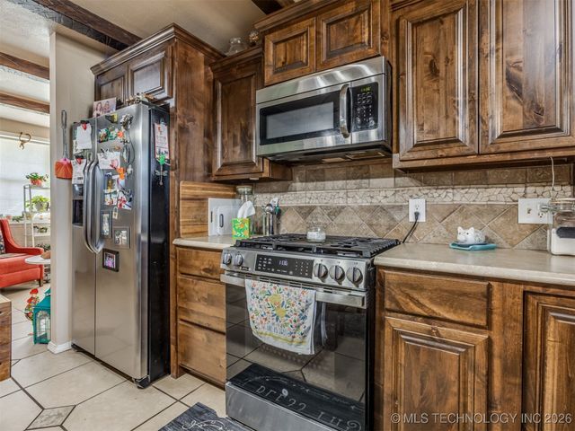 105 SE 6th Street, Wagoner, OK 74467