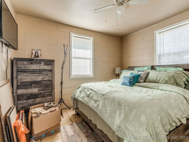 105 SE 6th Street, Wagoner, OK 74467