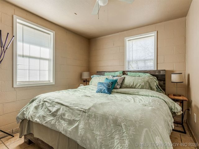 105 SE 6th Street, Wagoner, OK 74467