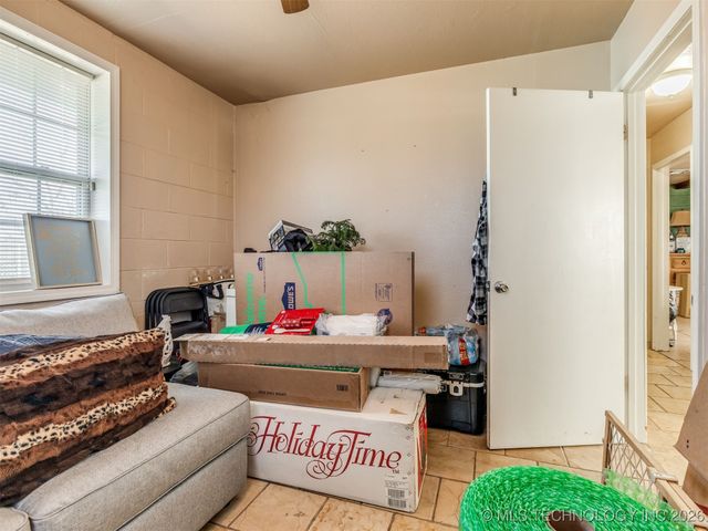 105 SE 6th Street, Wagoner, OK 74467