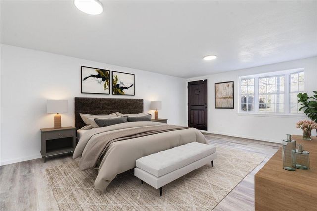 8204 Williamson Creek DR, Austin, TX 78736