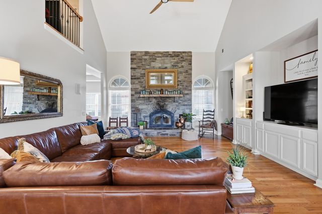 3277 Sugar Creek Pike, Nicholasville, KY 40356