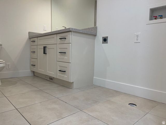 7157 S MEL HELEN WAY, West Jordan, UT 84084