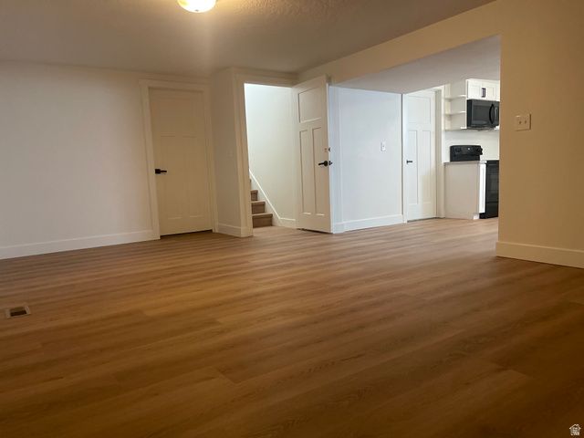 7157 S MEL HELEN WAY, West Jordan, UT 84084