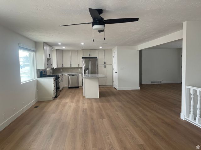 7157 S MEL HELEN WAY, West Jordan, UT 84084