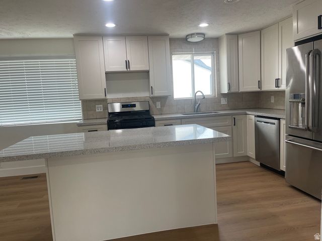 7157 S MEL HELEN WAY, West Jordan, UT 84084