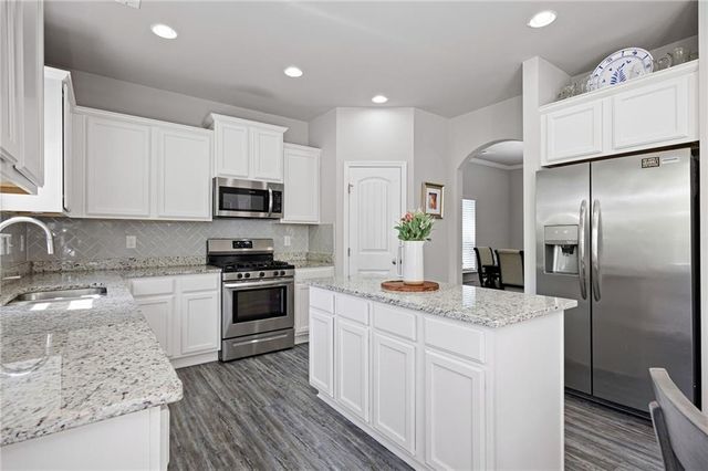 515 S Bound Court, Acworth, GA 30102