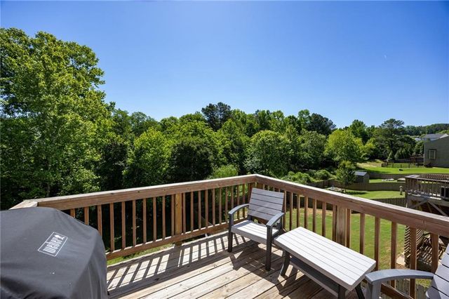 515 S Bound Court, Acworth, GA 30102