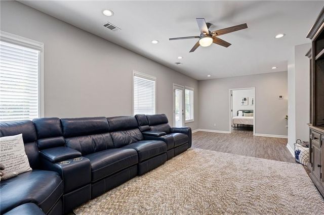 515 S Bound Court, Acworth, GA 30102