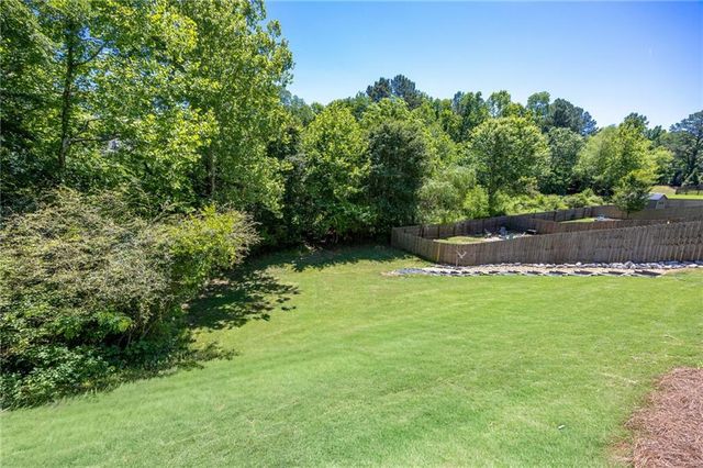 515 S Bound Court, Acworth, GA 30102