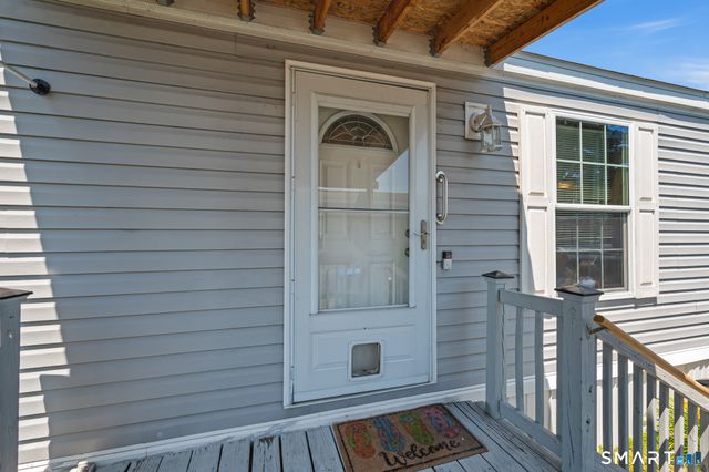 15 Pine Street, East Windsor, CT 06088
